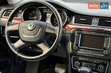 Лифтбек Skoda Superb 2010 в 