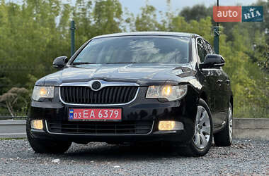 Лифтбек Skoda Superb 2010 в 