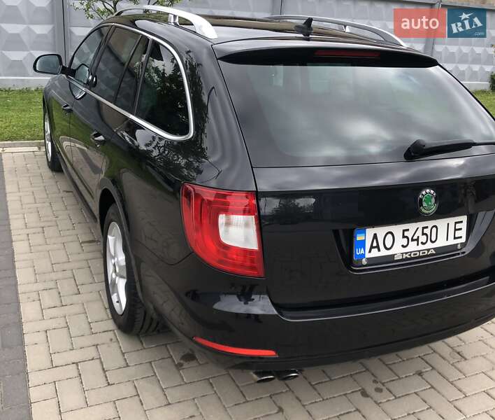 Універсал Skoda Superb 2013 в Мукачевому