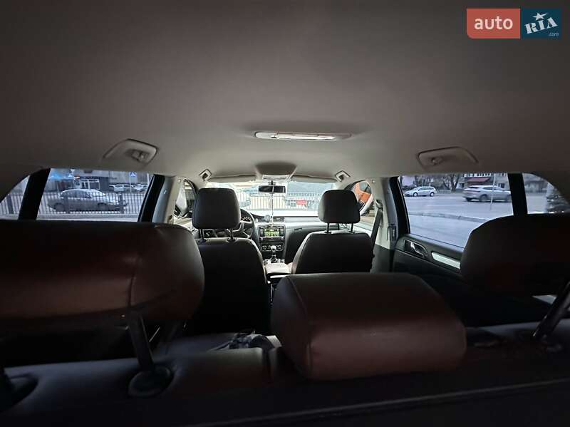 Универсал Skoda Superb 2010 в Киеве