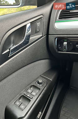 Лифтбек Skoda Superb 2009 в 