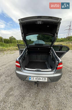 Лифтбек Skoda Superb 2009 в 