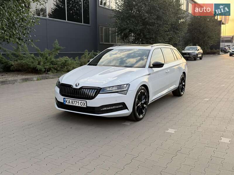 Универсал Skoda Superb 2020 в 