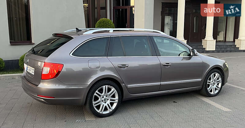 Универсал Skoda Superb 2010 в Стрые