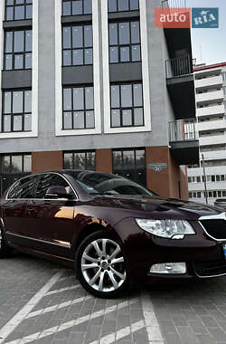 Лифтбек Skoda Superb 2008 в 