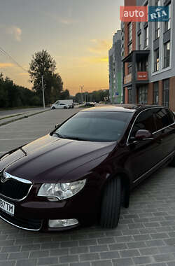Лифтбек Skoda Superb 2008 в 