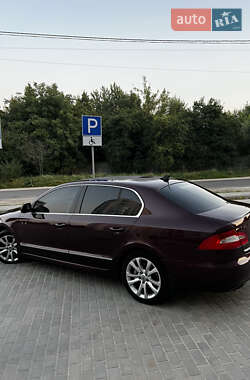 Лифтбек Skoda Superb 2008 в 