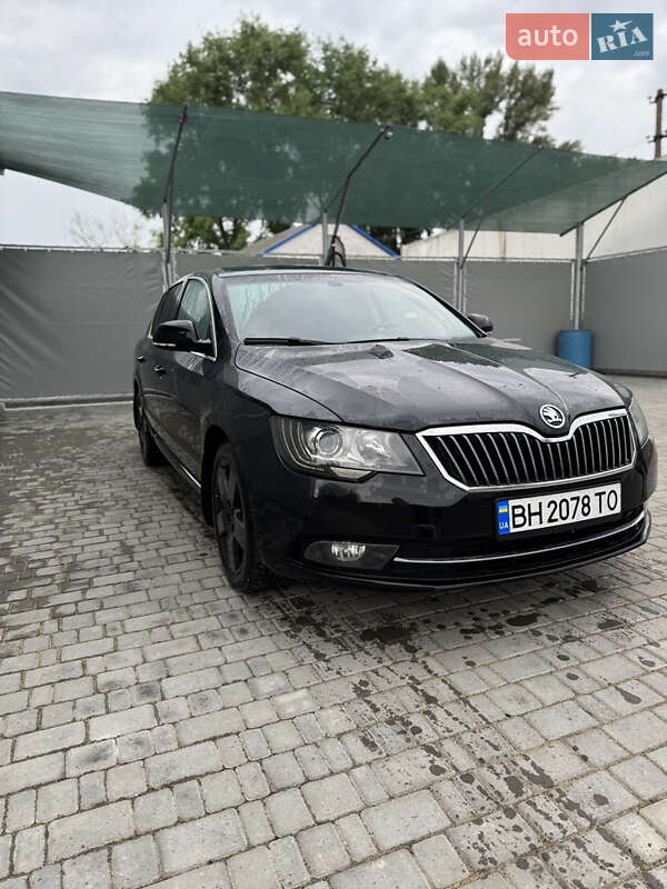 Лифтбек Skoda Superb 2014 в Кривом Озере