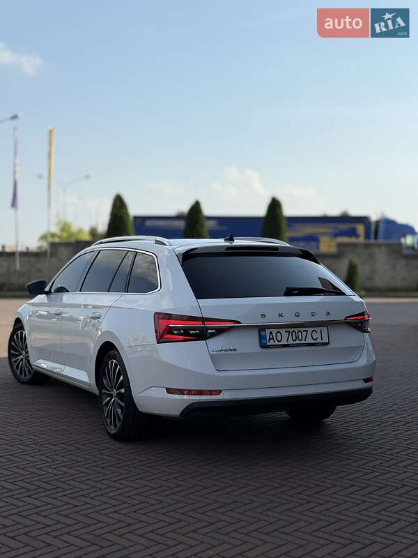Универсал Skoda Superb 2020 в Мукачево