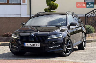 Универсал Skoda Superb 2020 в Дрогобыче