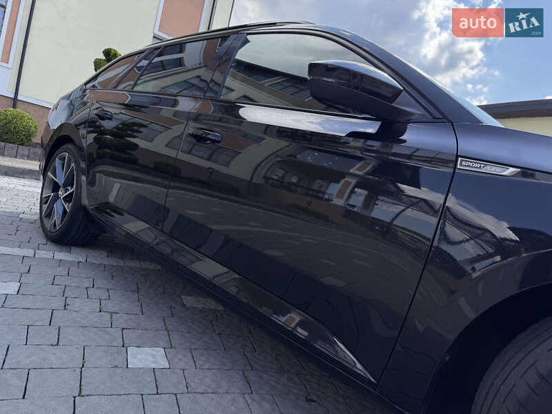 Универсал Skoda Superb 2020 в Дрогобыче