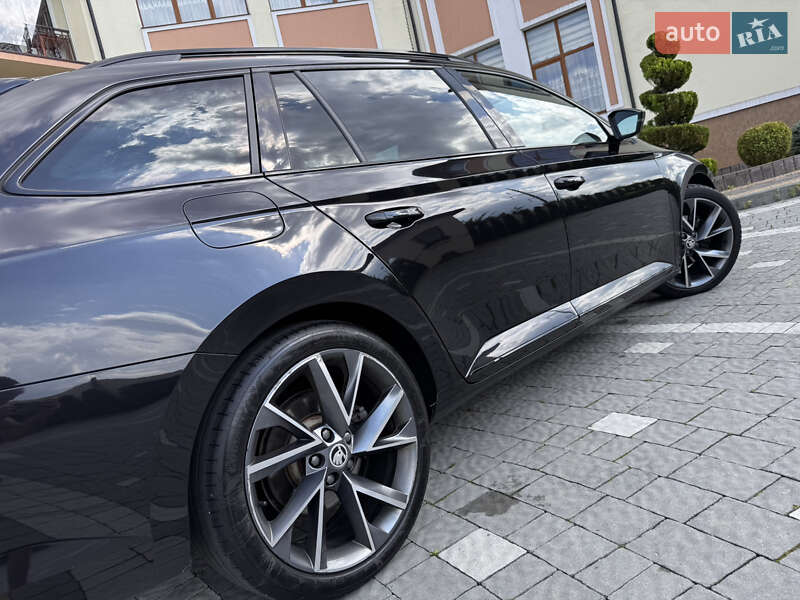 Универсал Skoda Superb 2020 в Дрогобыче