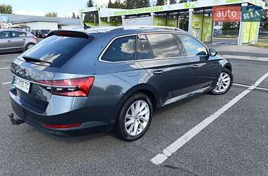 Универсал Skoda Superb 2019 в 