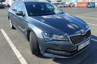 Универсал Skoda Superb 2019 в 