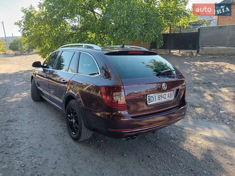 Универсал Skoda Superb 2010 в Первомайске