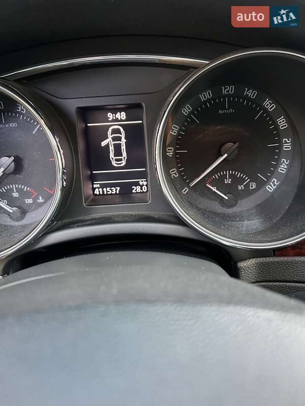 Лифтбек Skoda Superb 2013 в Синельниково