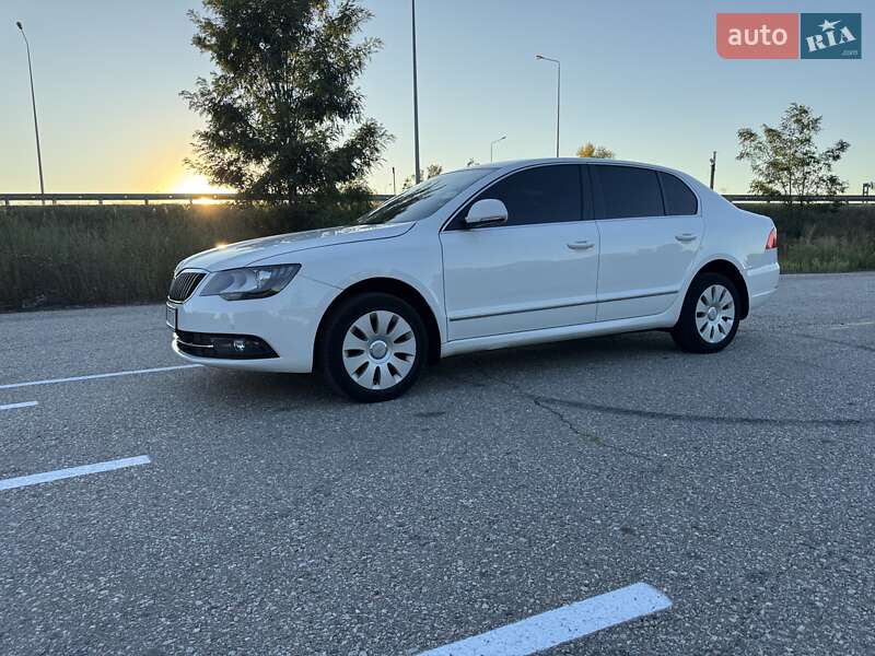 Лифтбек Skoda Superb 2015 в Полтаве