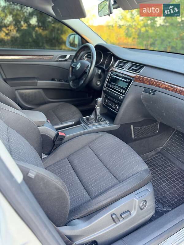 Лифтбек Skoda Superb 2015 в Полтаве