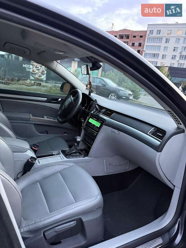 Лифтбек Skoda Superb 2008 в Хмельницком