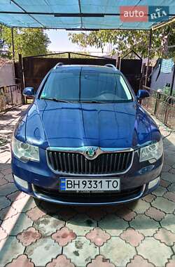 Универсал Skoda Superb 2011 в 