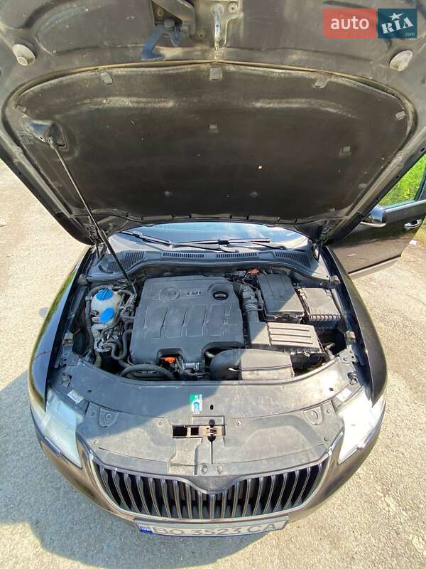 Универсал Skoda Superb 2012 в Тернополе