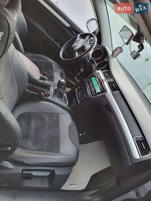 Лифтбек Skoda Superb 2010 в Харькове