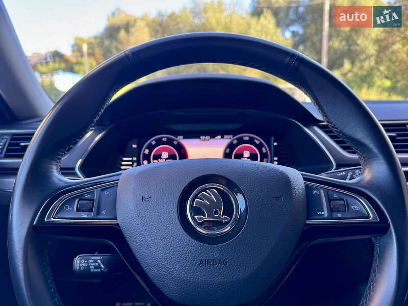 Універсал Skoda Superb 2020 в Хмельницькому