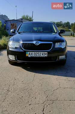 Ліфтбек Skoda Superb 2012 в Червоному Донці