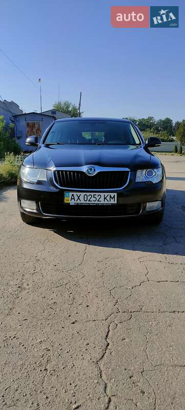 Skoda Superb 2012