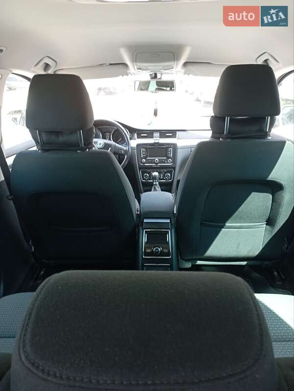 Универсал Skoda Superb 2013 в Александрие