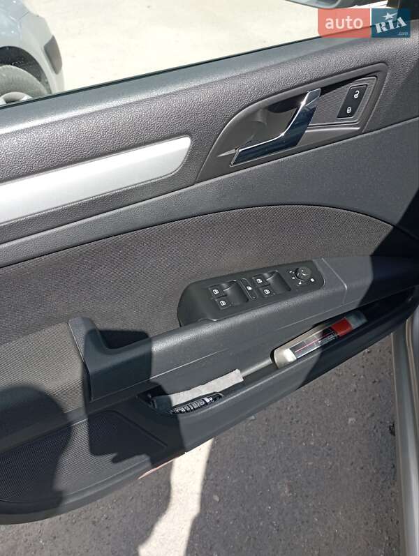 Универсал Skoda Superb 2013 в Александрие