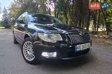 Универсал Skoda Superb 2010 в Каменском