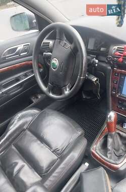 Ліфтбек Skoda Superb 2002 в Ковелі