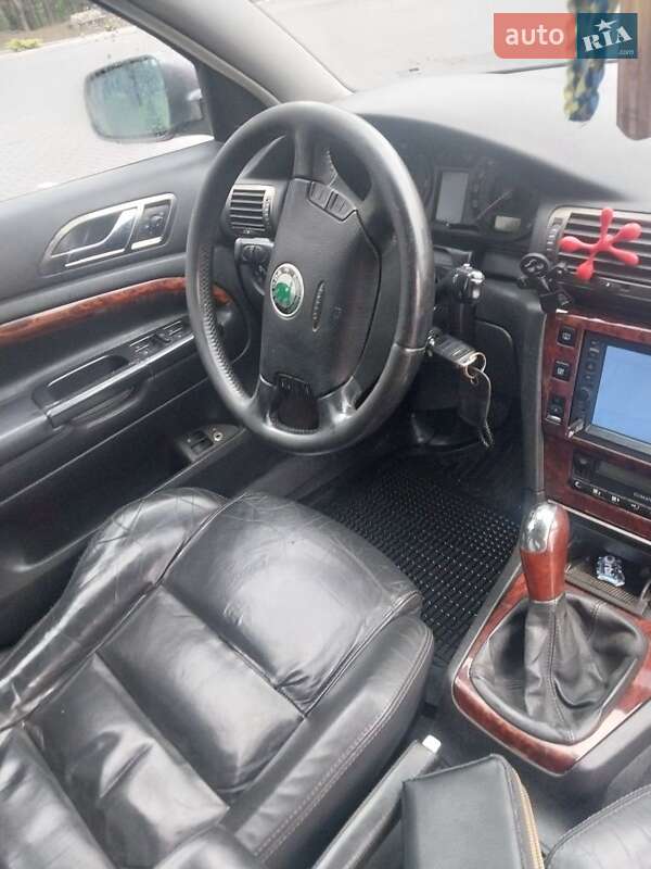 Skoda Superb 2002