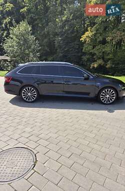 Универсал Skoda Superb 2016 в 