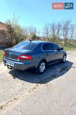 Лифтбек Skoda Superb 2008 в 