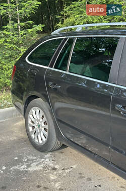 Универсал Skoda Superb 2012 в 