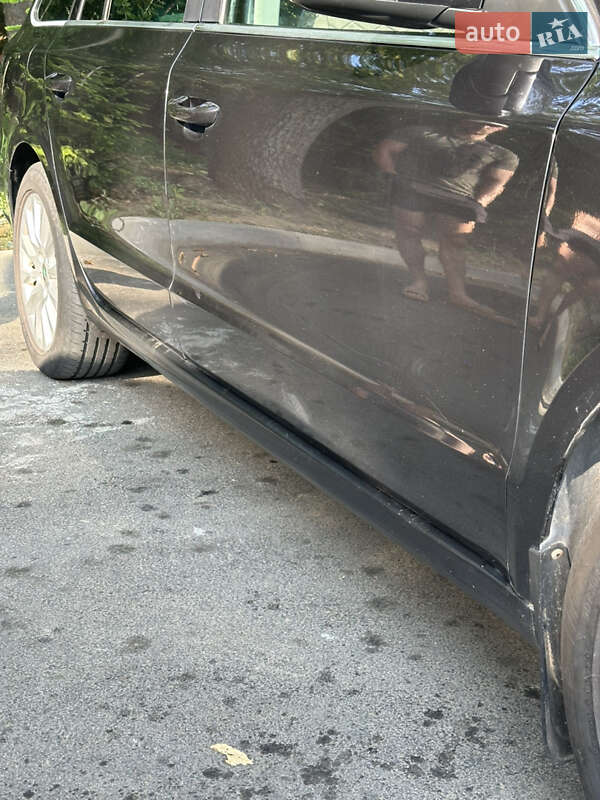 Універсал Skoda Superb 2012 в Ужгороді фото 23 Універсал Skoda Superb 2012 в Ужгороді