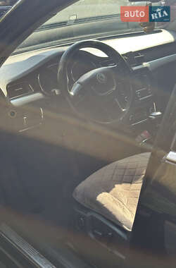 Универсал Skoda Superb 2012 в 
