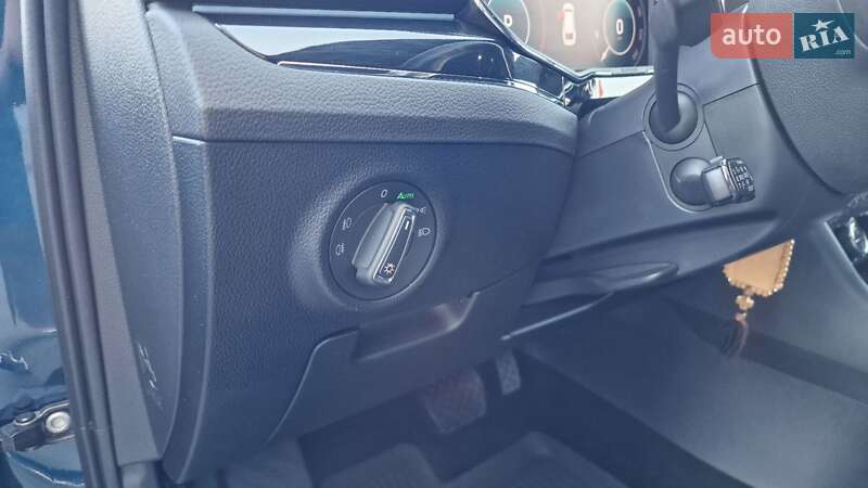 Універсал Skoda Superb 2020 в Тернополі