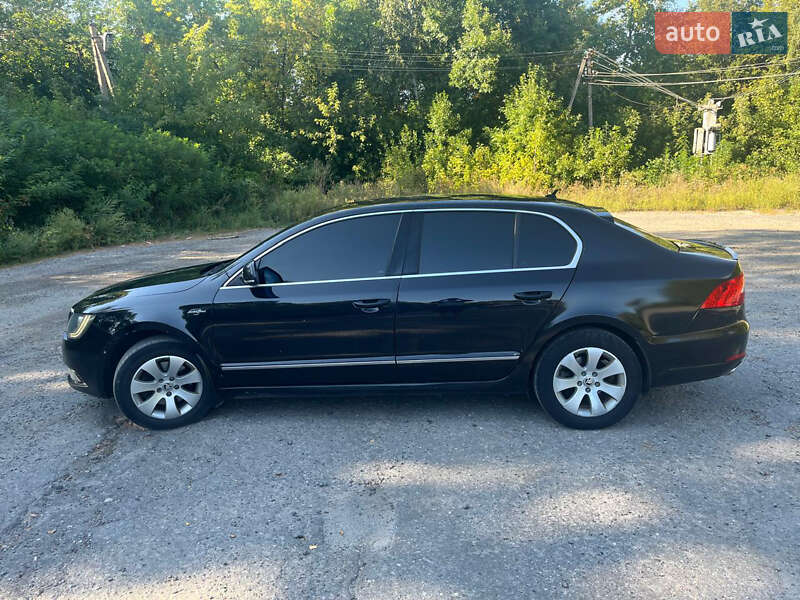 Лифтбек Skoda Superb 2014 в Хмельницком