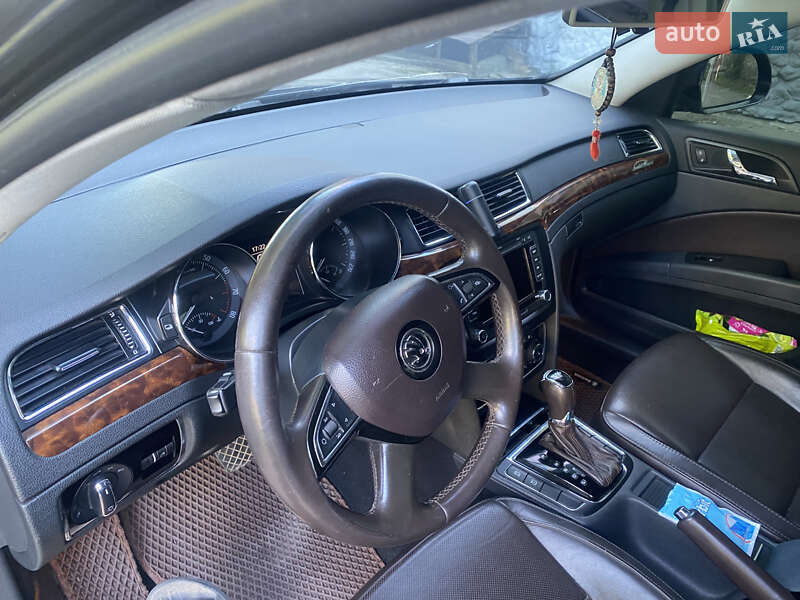 Лифтбек Skoda Superb 2014 в Хмельницком