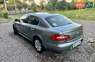 Лифтбек Skoda Superb 2012 в 