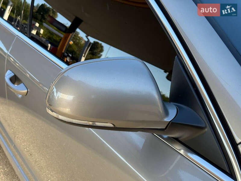 Лифтбек Skoda Superb 2013 в Днепре