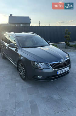 Универсал Skoda Superb 2015 в 