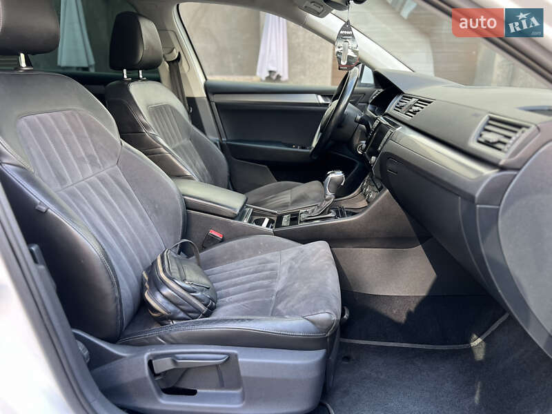 Универсал Skoda Superb 2018 в Ивано-Франковске