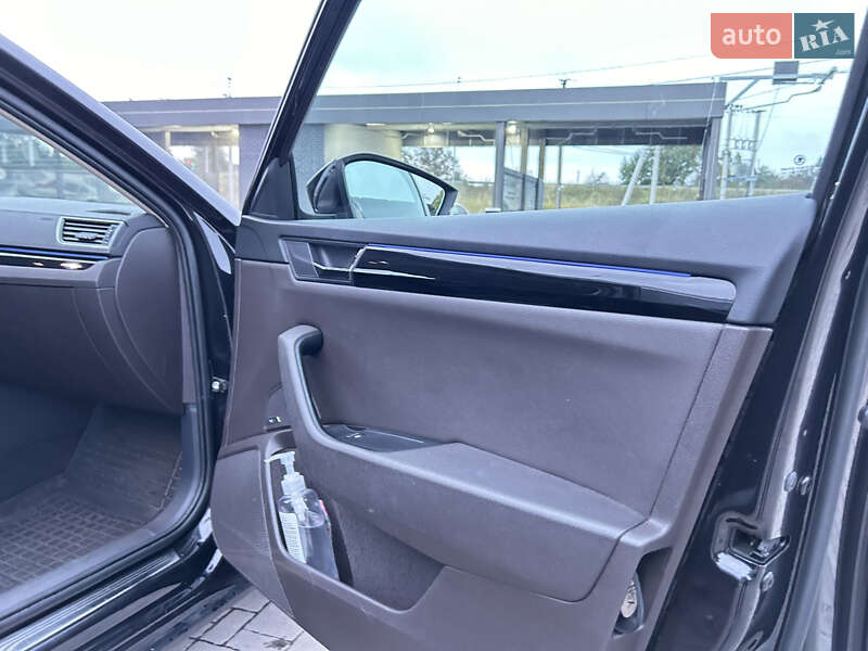 Универсал Skoda Superb 2016 в Львове