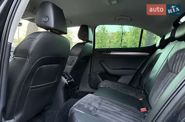 Лифтбек Skoda Superb 2015 в 