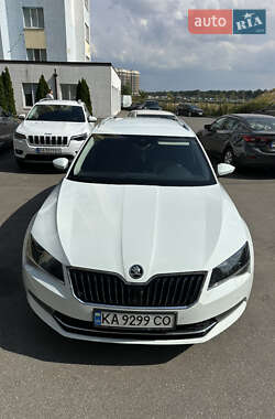 Універсал Skoda Superb 2017 в 