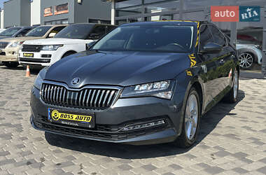 Лифтбек Skoda Superb 2020 в 